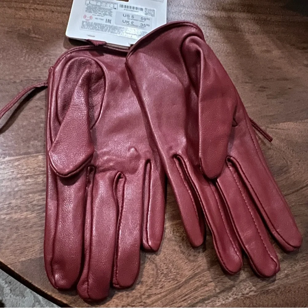 ZARA LEATHER BURGUNDY GLOVES WITH TIE NWT